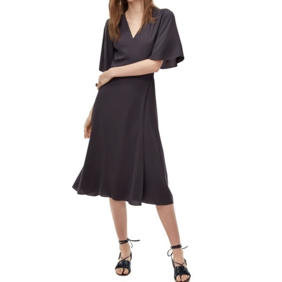 Aritzia Dresses & Skirts - Wilfred Aritzia Ailie Dress in Kinetic Dark Grey